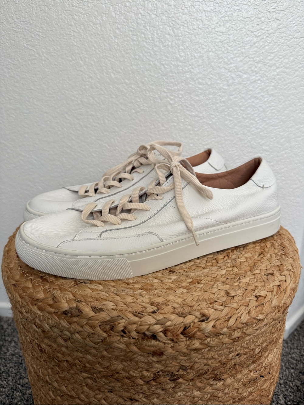 Soludos Off-White Leather Low-Top Sneakers with Beige Laces Size 12